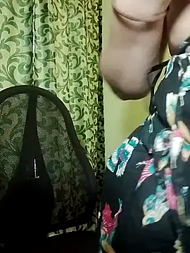 Snapshot of MiaRox chatting on May 24, 2026, 3:17 pm MiaRox online show from May 24, 2026, 3:17 pm