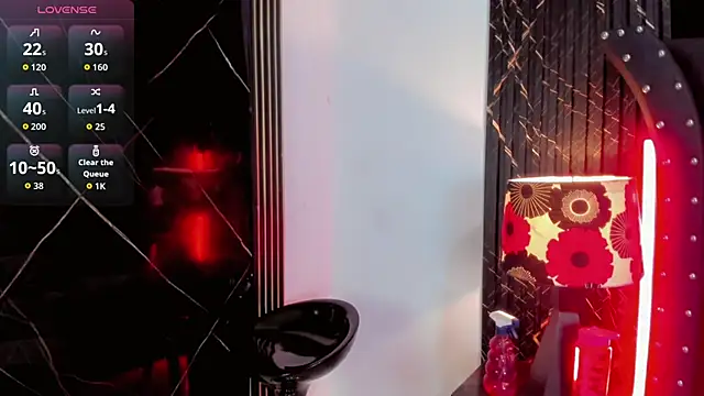 Snapshot of Nayara_K chatting on June 26, 2026, 9:52 pm Nayara K online show from June 26, 2026, 9:52 pm