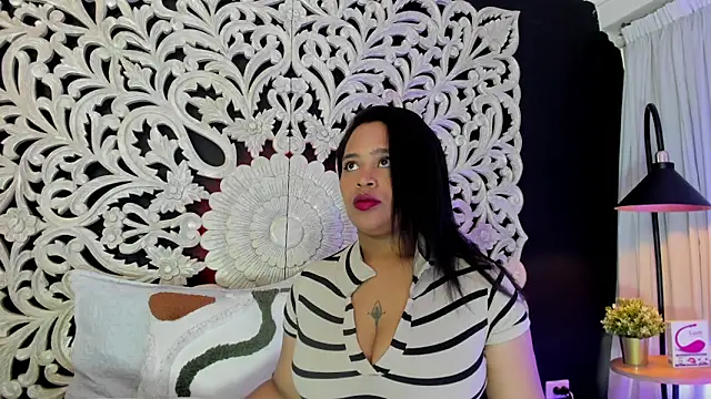 Bianca DVarela online show from May 30, 2026, 8:06 pm