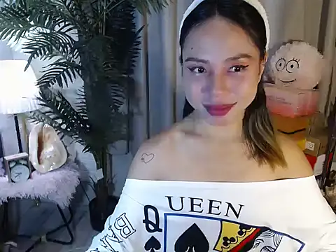 Snapshot of Super_Hot_BunnyXX chatting on May 19, 2026, 11:49 am Super Hot BunnyXX online show from May 19, 2026, 11:49 am