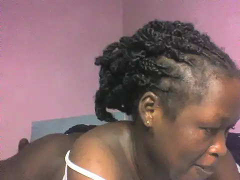 Pinky lina1 online show from July 12, 2026, 9:39 pm