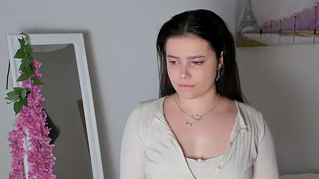 Snapshot of rizz_caprice_ chatting on May 20, 2026, 6:36 pm rizz caprice online show from May 20, 2026, 6:36 pm