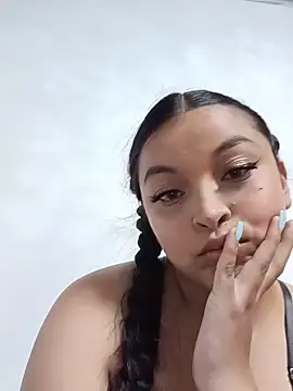 ChloeMilky online show from May 22, 2026, 2:19 am