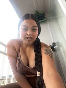 ChloeMilky online show from May 22, 2026, 7:41 pm