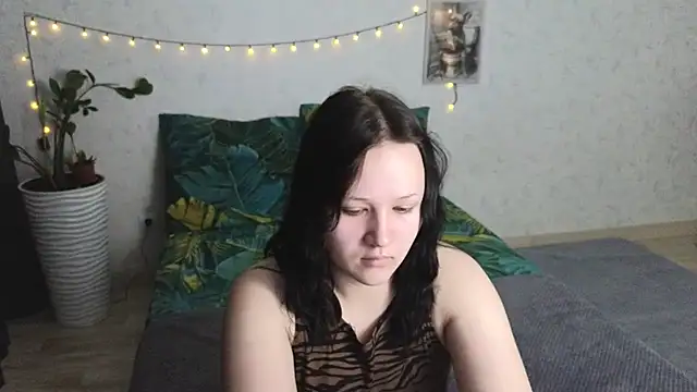 Tori cute online show from June 8, 2026, 1:28 am