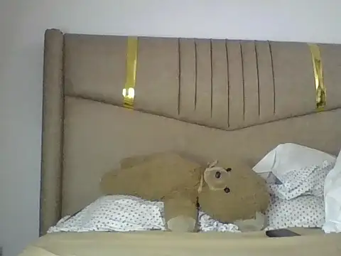 Kinky Sexy online show from July 12, 2026, 4:14 am