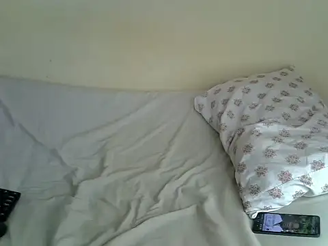 Snapshot of wifey_aj chatting on May 22, 2026, 9:42 pm wifey aj online show from May 22, 2026, 9:42 pm