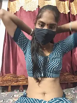 reshma124 online show from June 26, 2026, 1:15 pm