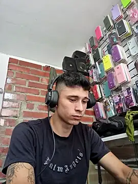 Snapshot of tom_latin chatting on May 28, 2026, 6:49 pm tom latin online show from May 28, 2026, 6:49 pm
