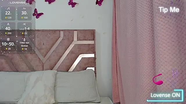 Angel-Hott  online show from June 4, 2026, 2:39 am