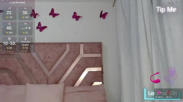 Angel-Hott  online show from June 14, 2026, 3:30 am