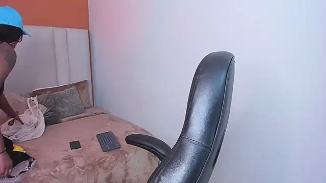 Snapshot of Mia_boobs24 chatting on June 16, 2026, 12:08 pm Mia boobs24 online show from June 16, 2026, 12:08 pm