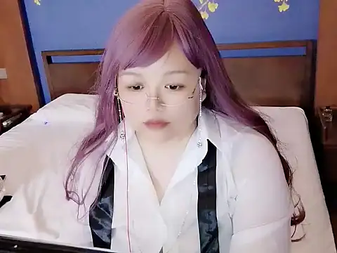 muxixi5200 online show from June 13, 2026, 1:42 pm