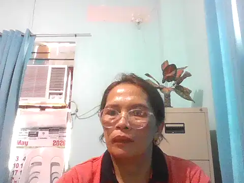 momshe2026 online show from May 26, 2026, 7:59 am
