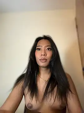 hugecock tamira online show from July 6, 2026, 1:24 am