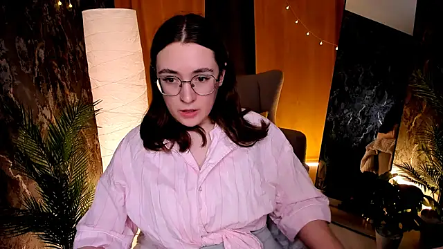 polly pop  online show from July 18, 2026, 9:57 am