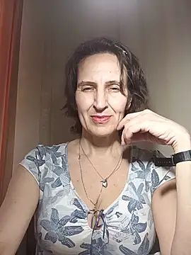 Snapshot of Alene_Lorrie chatting on May 27, 2026, 6:21 am Alene Lorrie online show from May 27, 2026, 6:21 am