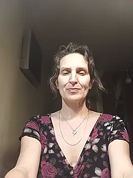Snapshot of Alene_Lorrie chatting on May 27, 2026, 8:28 pm Alene Lorrie online show from May 27, 2026, 8:28 pm