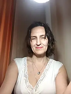 Snapshot of Alene_Lorrie chatting on May 29, 2026, 5:49 am Alene Lorrie online show from May 29, 2026, 5:49 am