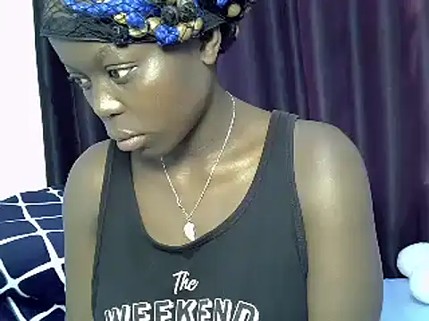 ebonycurvedass online show from July 8, 2026, 11:58 am