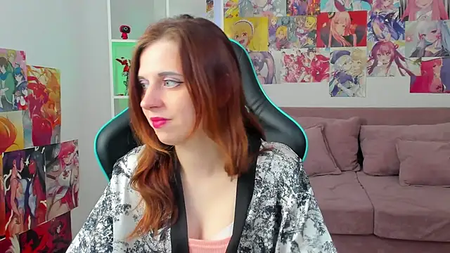 FreyaVeys online show from July 6, 2026, 5:04 am
