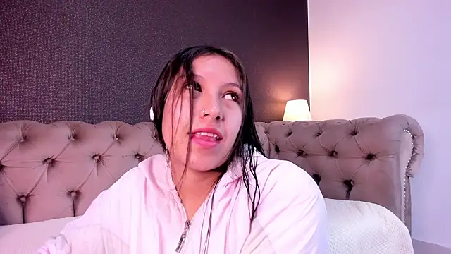 tatis16 online show from May 28, 2026, 11:51 am