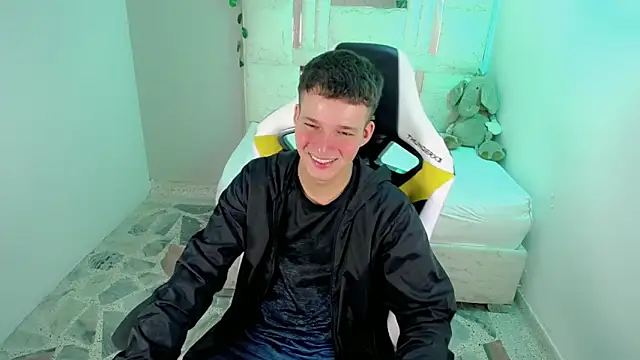 El rubioo  online show from May 23, 2026, 3:23 am