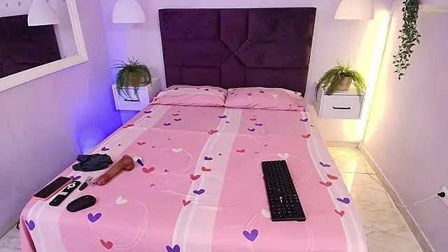 Snapshot of Sofiawonderr chatting on May 23, 2026, 8:02 pm Sofiawonderr online show from May 23, 2026, 8:02 pm