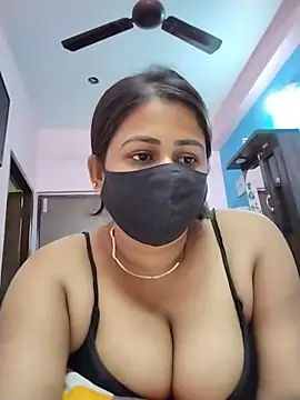 sreyashidas505 online show from July 9, 2026, 8:51 am