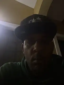 Snapshot of rafa037 chatting on May 27, 2026, 1:57 am rafa037 online show from May 27, 2026, 1:57 am