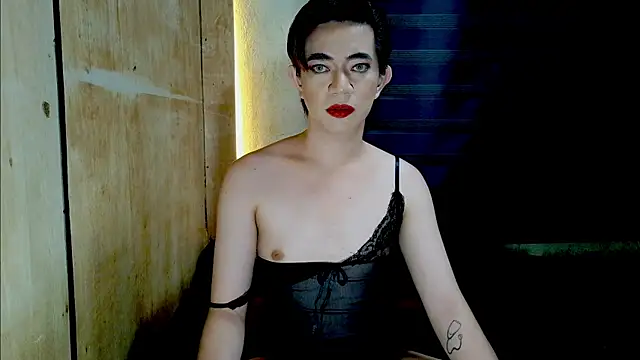 Snapshot of Pretty_Bug chatting on May 28, 2026, 12:46 pm Pretty Bug online show from May 28, 2026, 12:46 pm