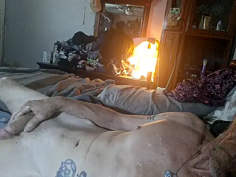 will871 online show from October 16, 2025, 7:59 pm