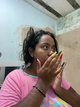 jhenannyy online show from July 15, 2026, 8:41 am