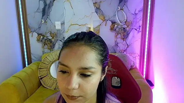 Snapshot of Cami_monroe_m chatting on May 27, 2026, 3:42 pm Cami monroe m online show from May 27, 2026, 3:42 pm