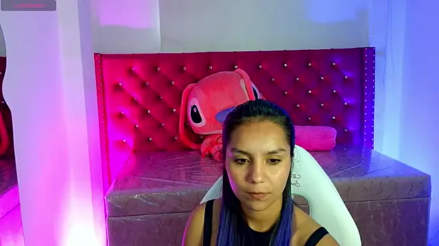Snapshot of Cami_monroe_m chatting on May 29, 2026, 6:06 pm Cami monroe m online show from May 29, 2026, 6:06 pm