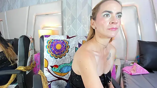 Snapshot of AnnePavlowa chatting on May 31, 2026, 12:34 pm AnnePavlowa online show from May 31, 2026, 12:34 pm
