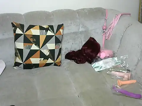 pinkytightpuss online show from July 4, 2026, 4:02 pm