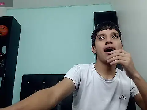 Snapshot of jl_brayan12 chatting on May 31, 2026, 4:25 pm jl brayan12 online show from May 31, 2026, 4:25 pm