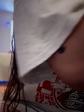 Snapshot of lil_martian chatting on December 4, 2025, 4:05 pm lil martian online show from December 4, 2025, 4:05 pm