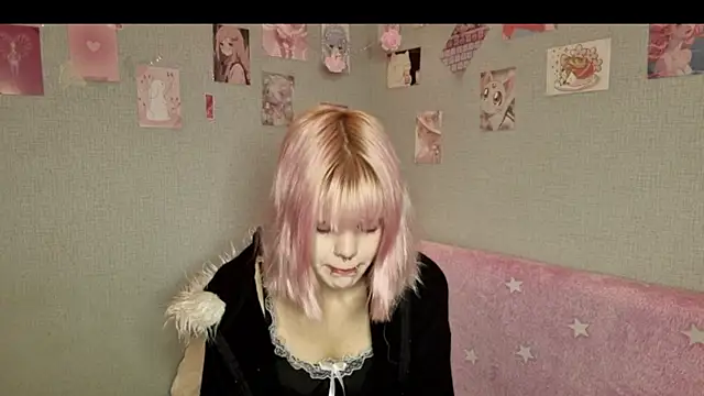 VelvetAlice online show from July 6, 2026, 8:22 pm