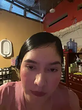 LuxuryCoupleX online show from May 31, 2026, 4:42 am