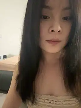 Snapshot of enen-123 chatting on May 25, 2026, 11:27 am enen-123 online show from May 25, 2026, 11:27 am
