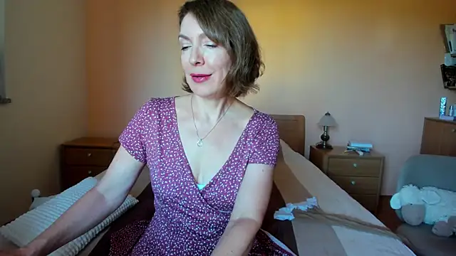 SummerLiza online show from July 10, 2026, 3:03 pm
