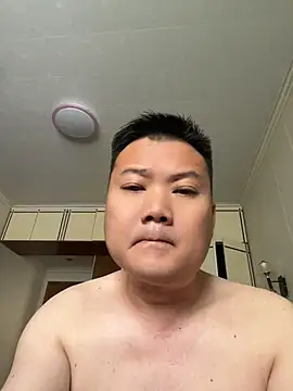 nanshe-000 online show from June 5, 2026, 4:52 am