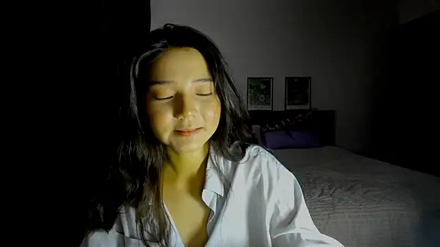 milana marttt online show from June 10, 2026, 8:19 pm
