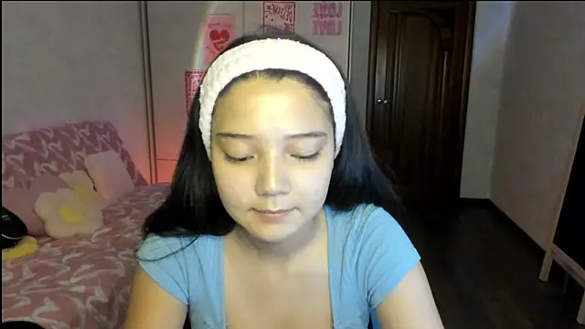 milana marttt online show from July 13, 2026, 2:31 pm