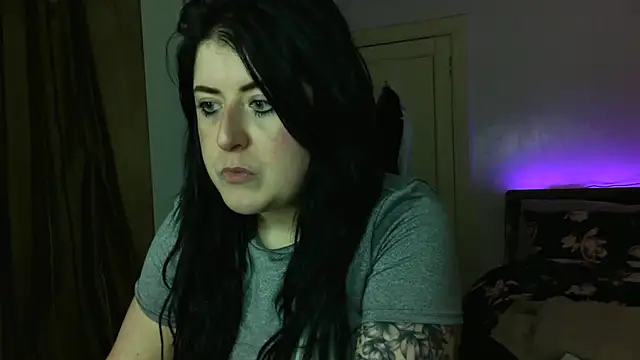 LucyLou31 online show from July 28, 2026, 8:45 pm