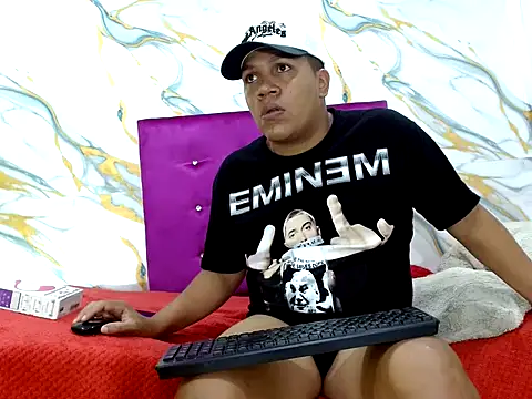 stevenmeggan online show from May 24, 2026, 3:55 am