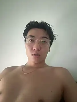 YourBadboy718 online show from June 14, 2026, 7:10 am