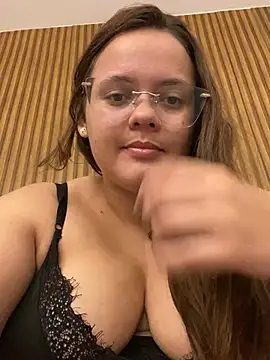 Laryssinha 69 online show from July 2, 2026, 1:49 am